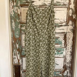 Old Navy midi length green floral jumpsuit with adjustable straps and pockets